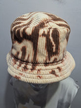 Load image into Gallery viewer, Laid Back Bucket Hat
